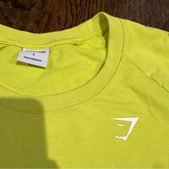 Gymshark Cropped Training Sweatshirt - Picture 7 of 7